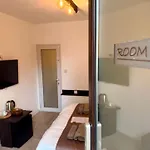 Отель Arthotel Oscar Ii *