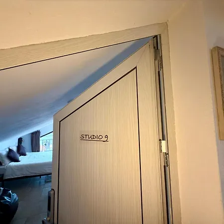 Arthotel Oscar Ii Отель *
