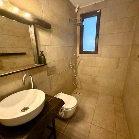 Отель Arthotel Oscar Ii