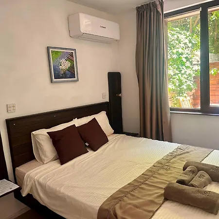 Arthotel Oscar Ii Отель *